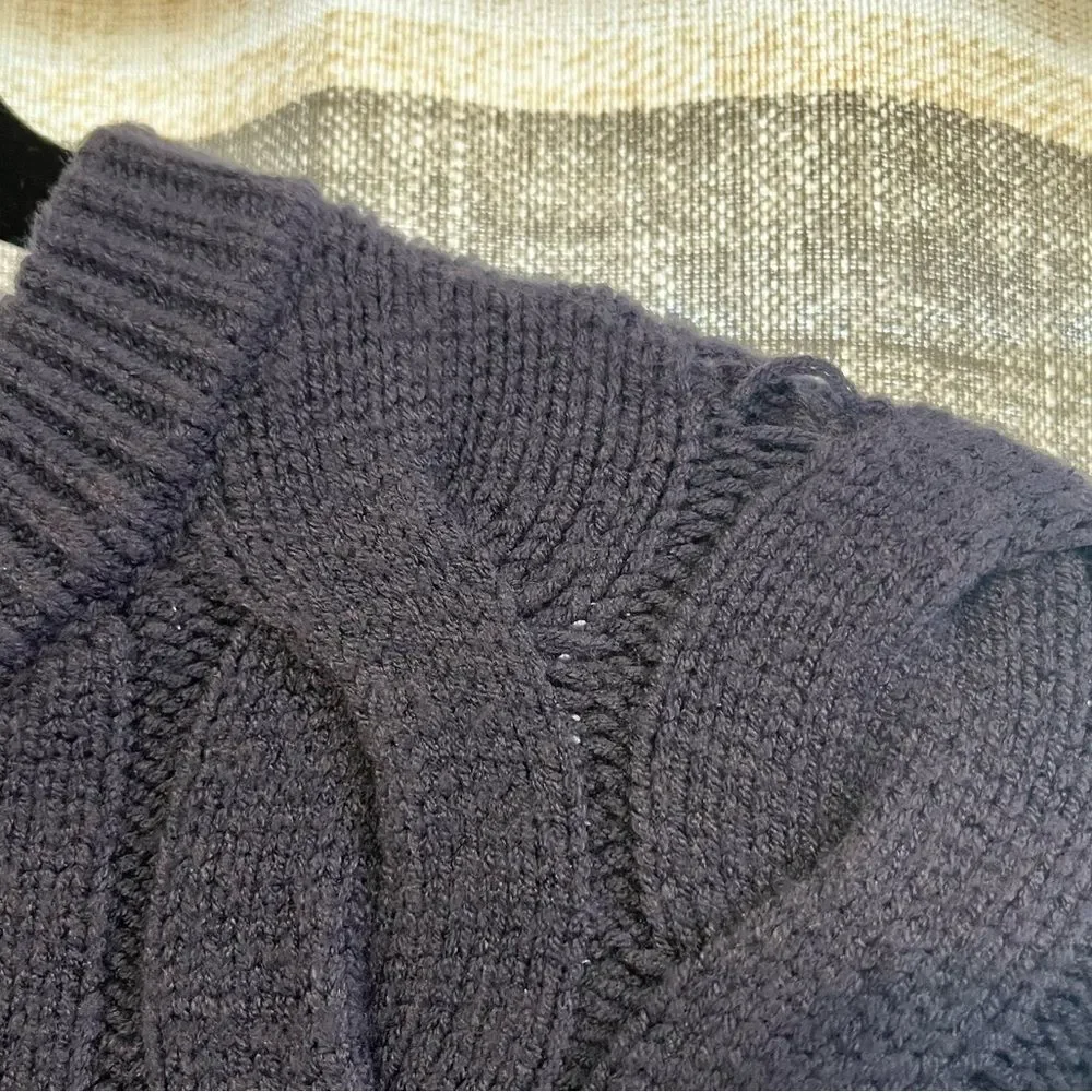 Pink Rose Blue‎ Chunky Knit Sweater Size Medium